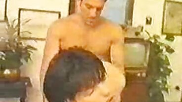 Filem Tits Saiz Sederhana dengan pengawas Abella jolok awek Danger dan Sarai dari Reality Kings