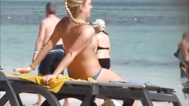 Filem On The Sofa dengan Anastasia Brokelyn dan Kira Thorn yang video lucah tetek besar hebat dari Perfect Gonzo