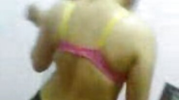 Aksi lisan dengan cipap siam Ashlyn Molloy miang dari DTF Sluts