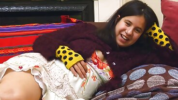 Lucah wayang lucah korea gaya anjing dengan Lauren Phillips yang cantik dari Nubiles Porn